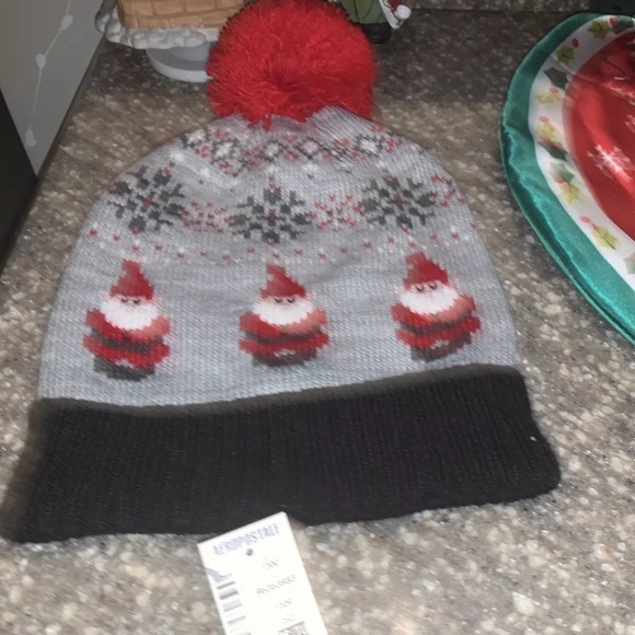 Aeropostale Winter Santa Hat, W/Pom Pom, NWT, OS - Picture 1 of 2